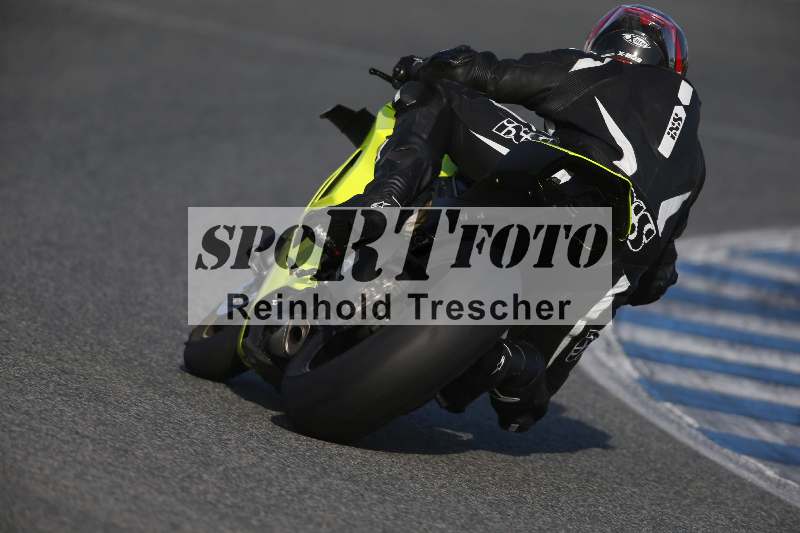 /Archiv-2024/02 29.01.-02.02.2024 Moto Center Thun Jerez/Gruppe gruen-green/229